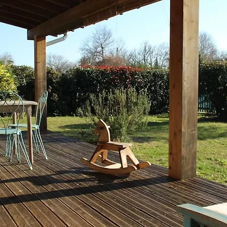 Dom wakacyjny Wooden House By The Sea