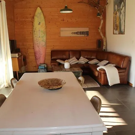 Feriehus Wooden House By The Sea *